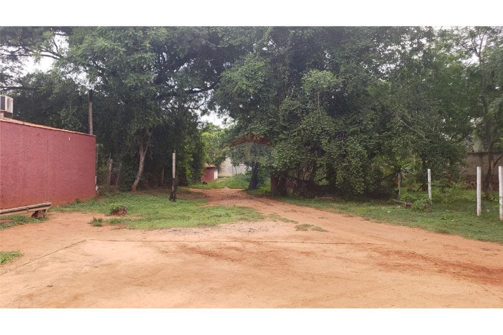 Terreno a una cuadra de laguna grande zona Pinedo, foto 4