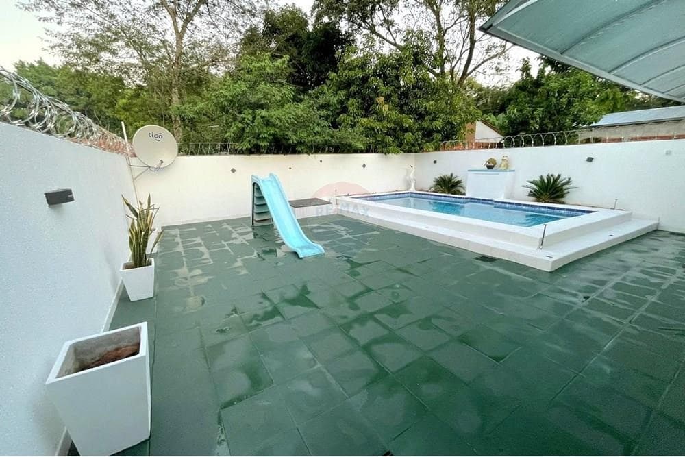 Chalet con piscina en Luque, foto 2