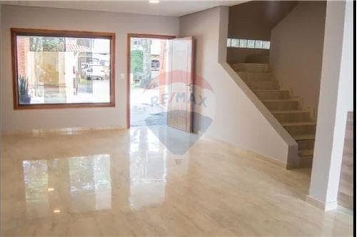 En venta duplex en el barrio Herrera, foto 3