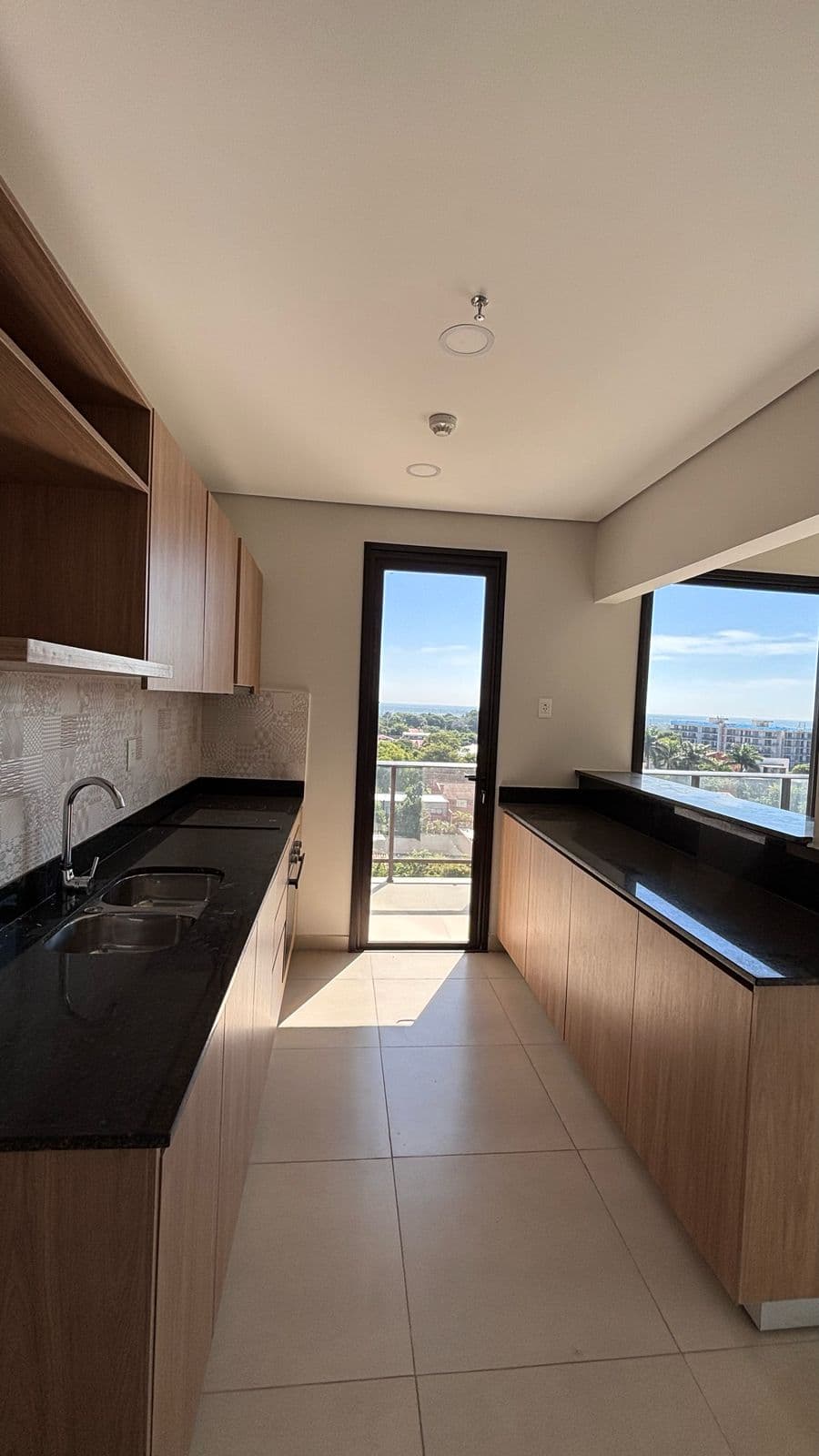 Hermoso y Amplio Dpto de 3 Habit en Suite, foto 5
