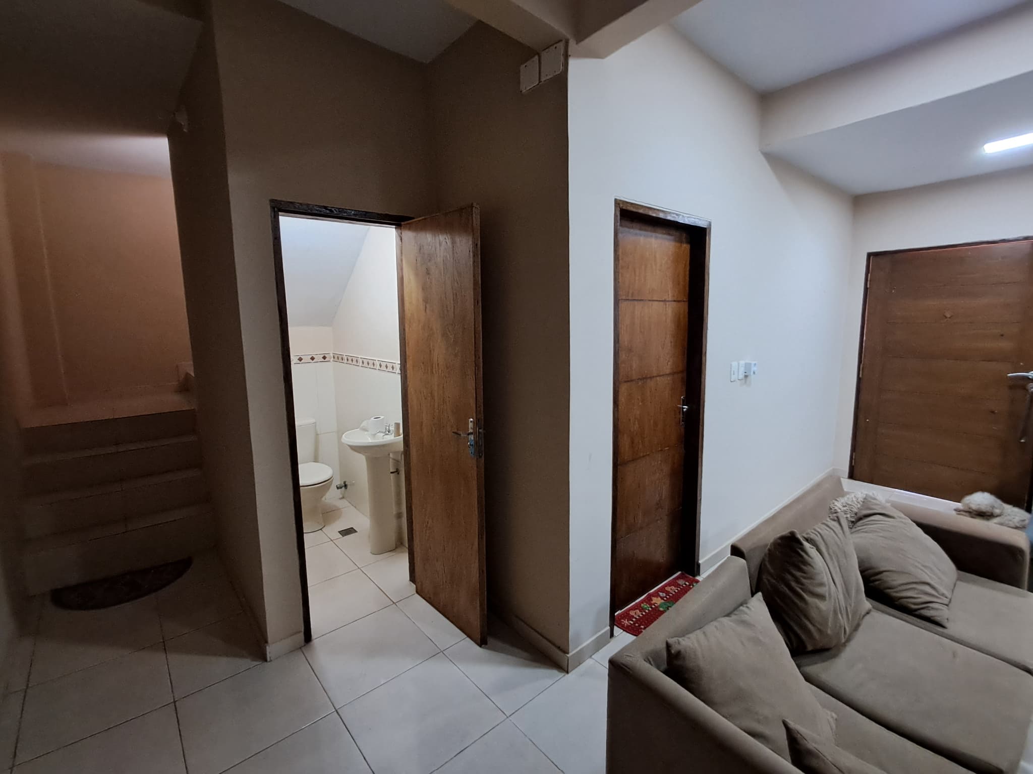 De Casa Minimalista - Barrio Santa Ana - San Lorenzo — foto 4
