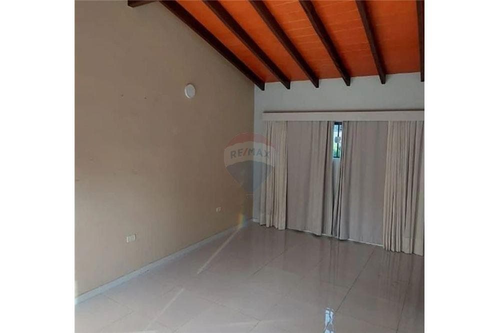 En alquiler- coqueto duplex en fdo. De la mora — foto 4