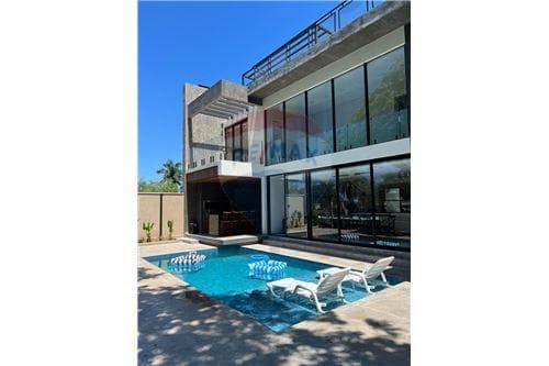 Casa-Venta-PY Cordillera San Bernardino, foto 2