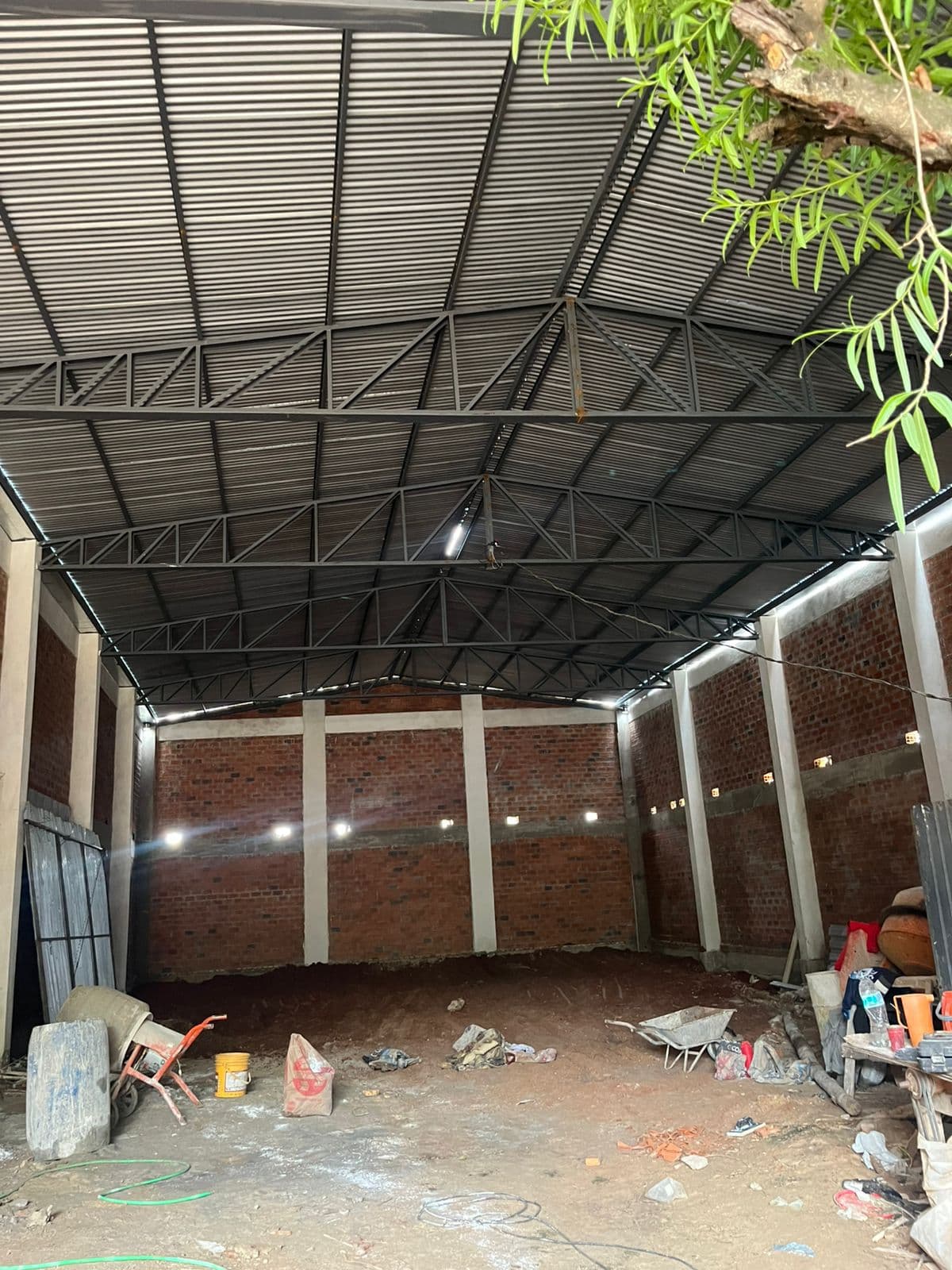 deposito 420m2 con oficinas — foto 4