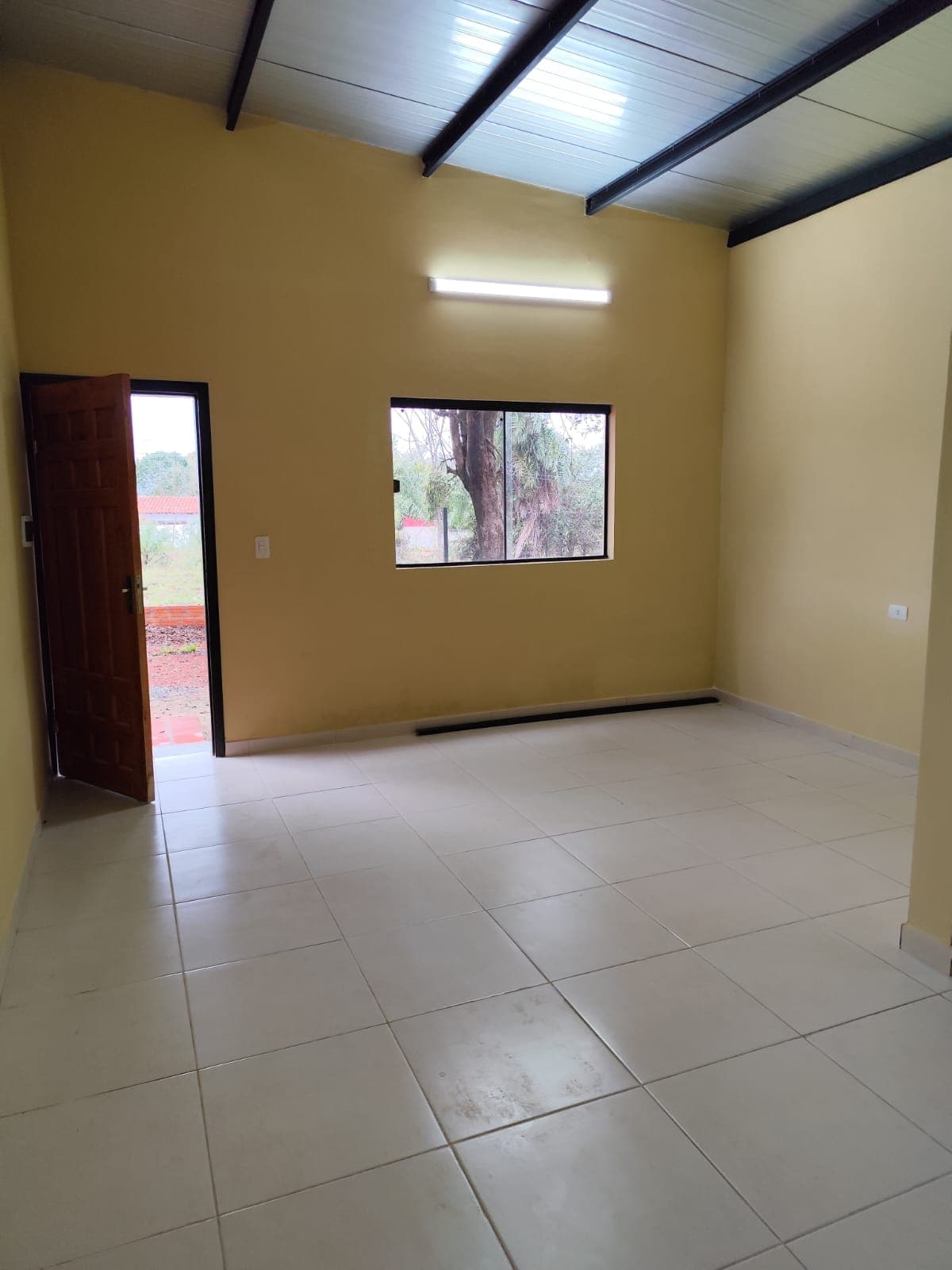 Casa a estrenar con amplio patio en esquina - Itá — foto 5