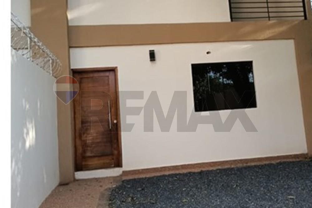 Duplex - Alquiler - Villa Elisa, Paraguay, foto 2