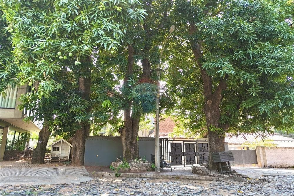 Venta de casa Barrio Mburicao