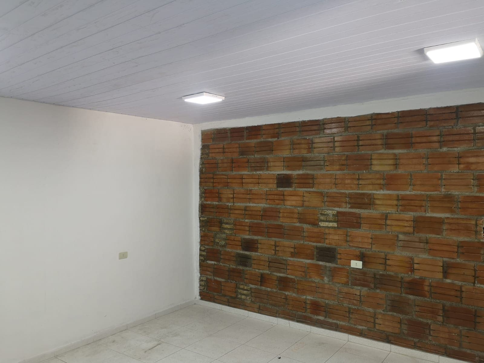 Amplio deposito en lambare puerto pabla a la venta, foto 4