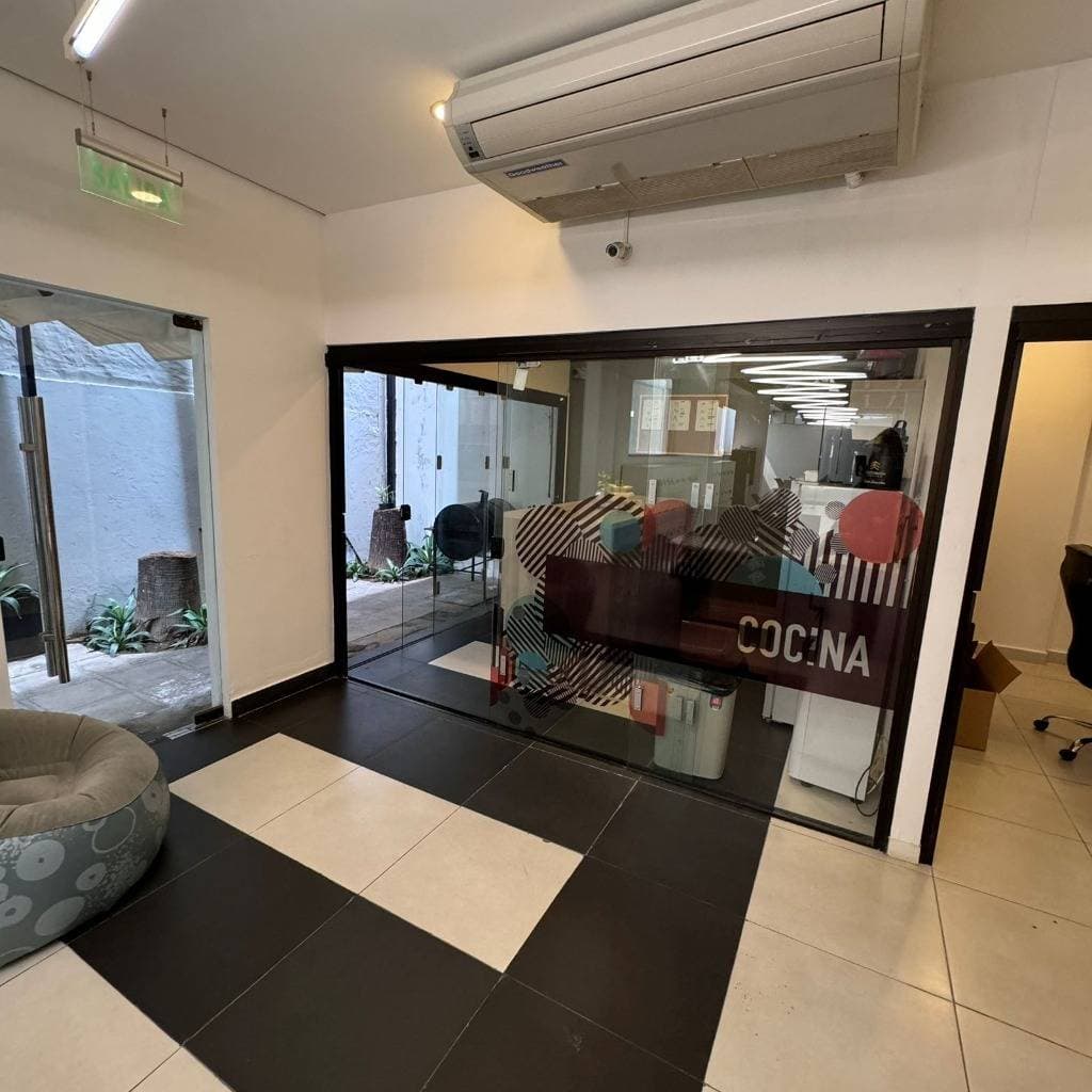 Oficina en Villa Morra, foto 2