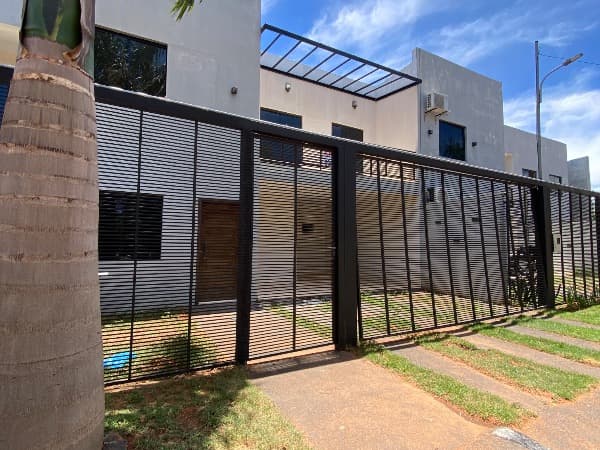 Alquilo duplex en ycua dure Luque