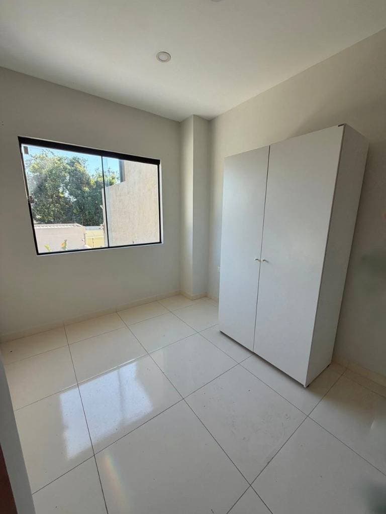 duplex en Jardin de Oro Luque (a pasos del super Villa Sofia), foto 3
