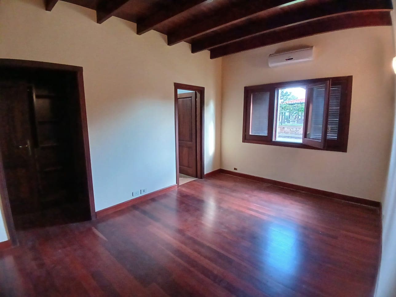 Dpto Condominio Jardín Des Laures Luque Zárate Isla, foto 4