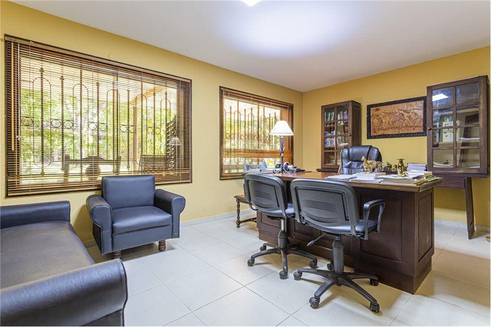 Fabulosa residencia en doble esquina, zona colegio goethe/quinta ykua sati, foto 4