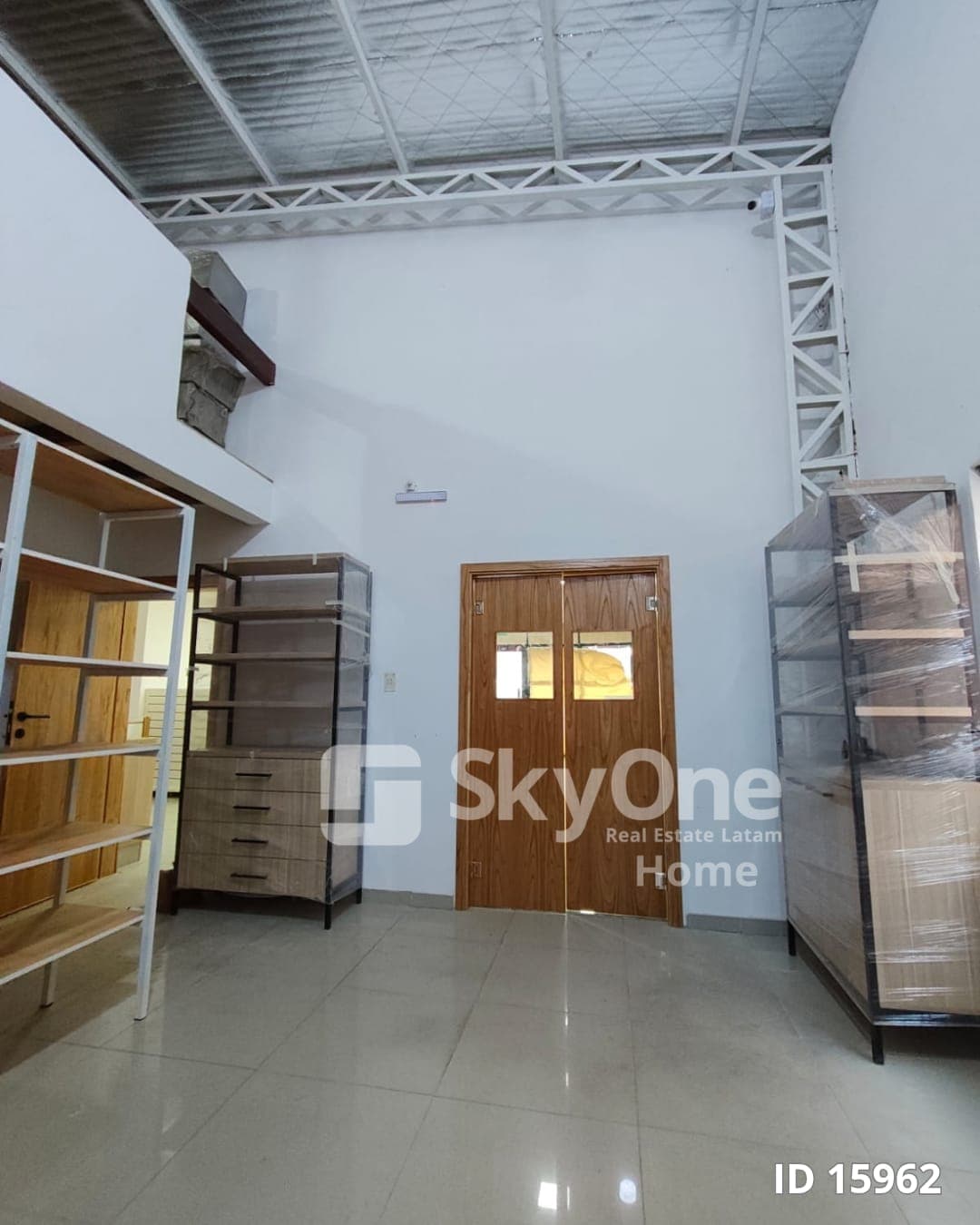 Salón Comercial sobre Av. Artigas | 129 m² | En Alquiler — foto 5