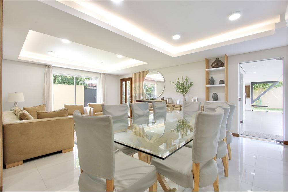 hermosa casa de dos plantas en Ytay, Grupo Habitacional, foto 4