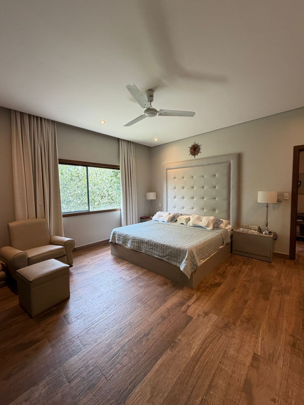 Residencia de lujo en barrio mburucuya, foto 4