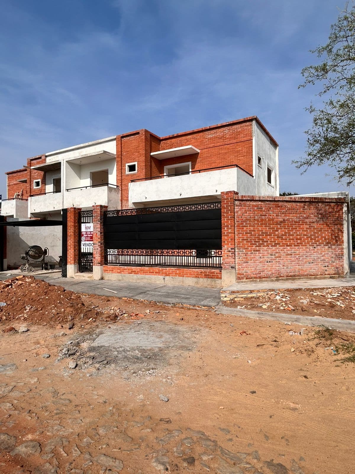En Venta Dúplex A Estrenar En Lambaré - A 5min Del Colegio Sek — foto 1