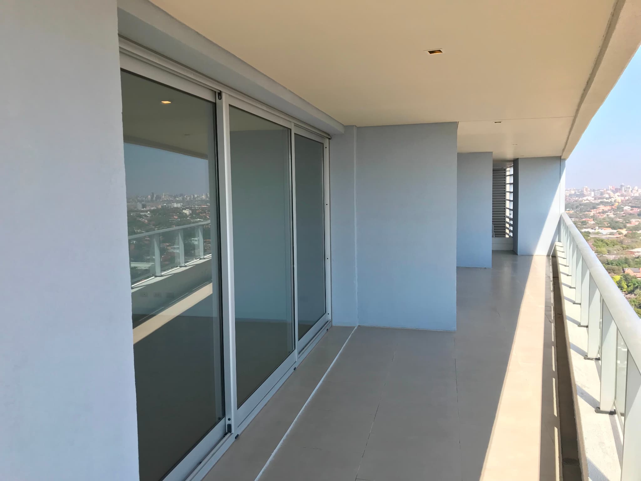 Palacio De Los Patos - Exclusivo Departamento en Venta, 2 Dormitorios de Lujo - Piso 22 B1 T1 — foto 3