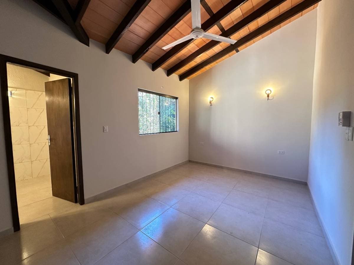 Duplex a estrenar a metros de la ruta Luque-San Lorenzo — foto 5
