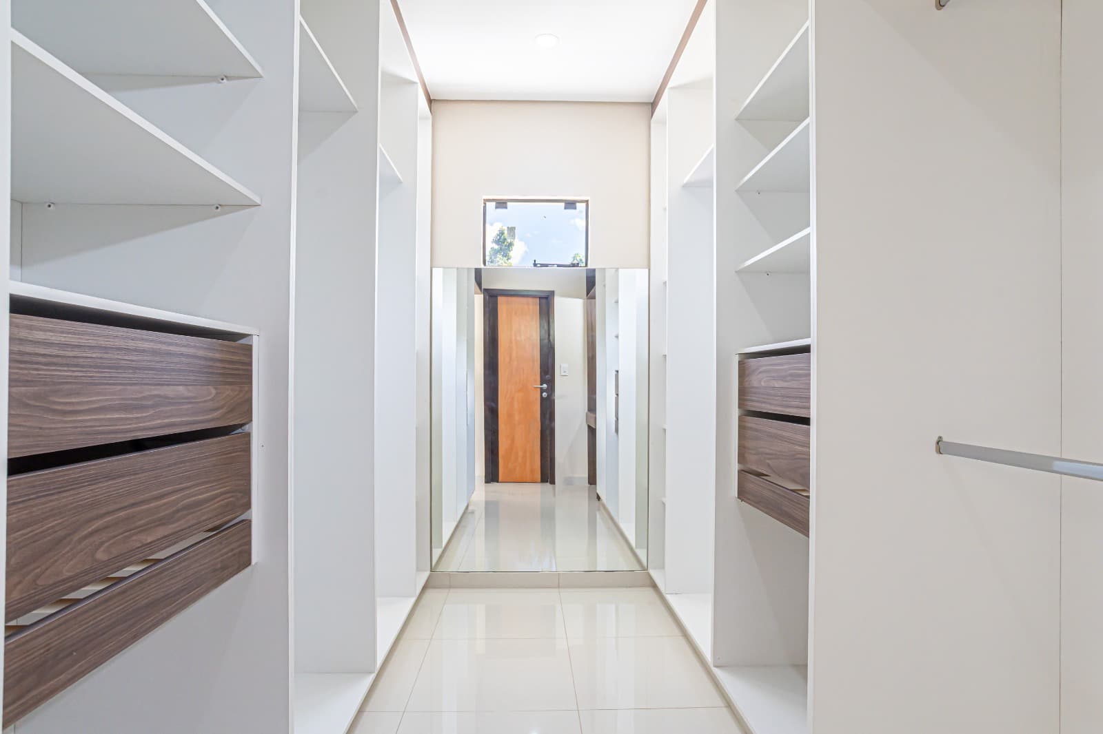 En venta moderno duplex a estrenar Lambaré - Límite a Asuncion, foto 4