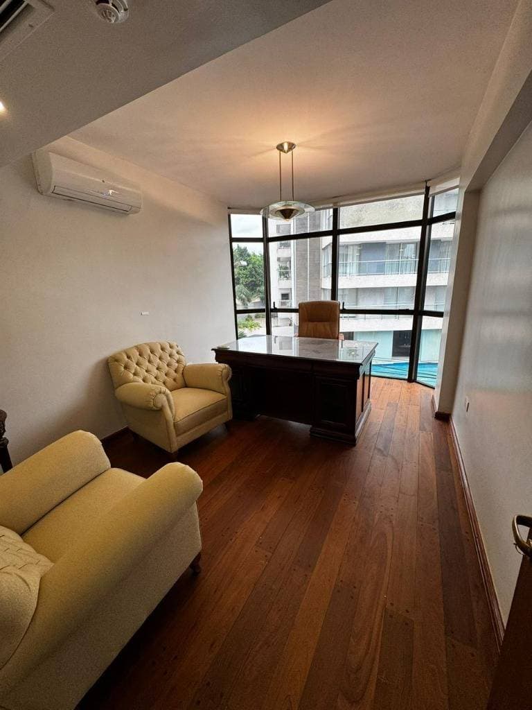 Lujoso departamento en edificio las residentas-las merces, asuncion, foto 4
