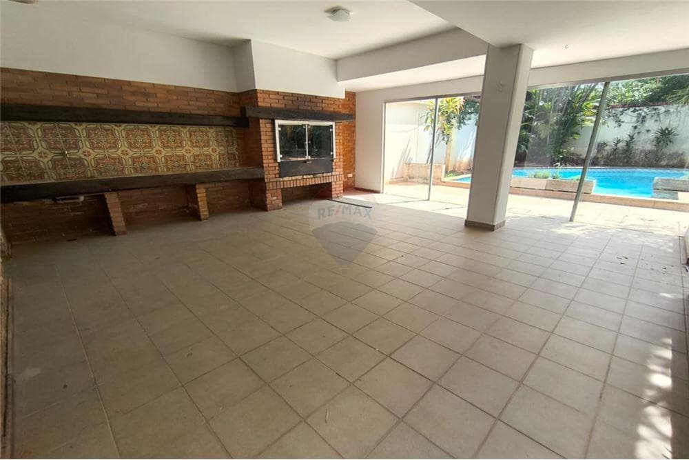 amplia Residencia en Barrio San Vicente — foto 4