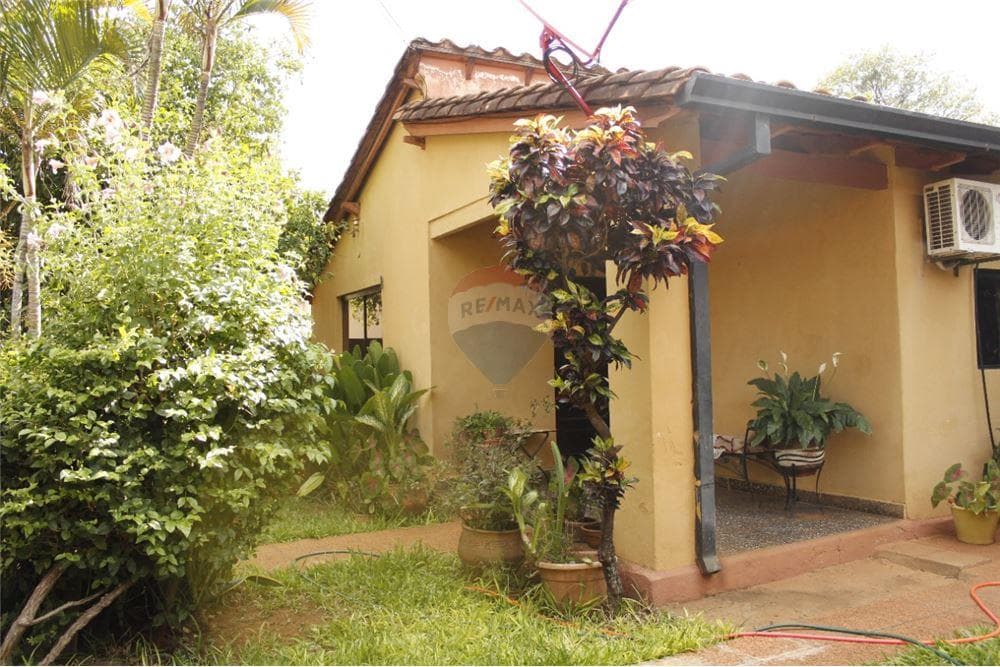 Casa en venta - San Lorenzo, foto 2