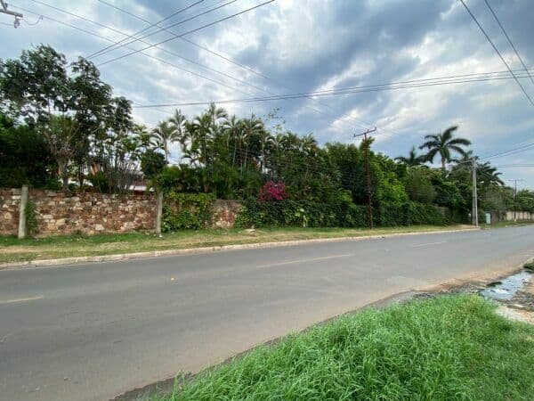 En venta terreno sobre avda. Laguna grande, foto 2
