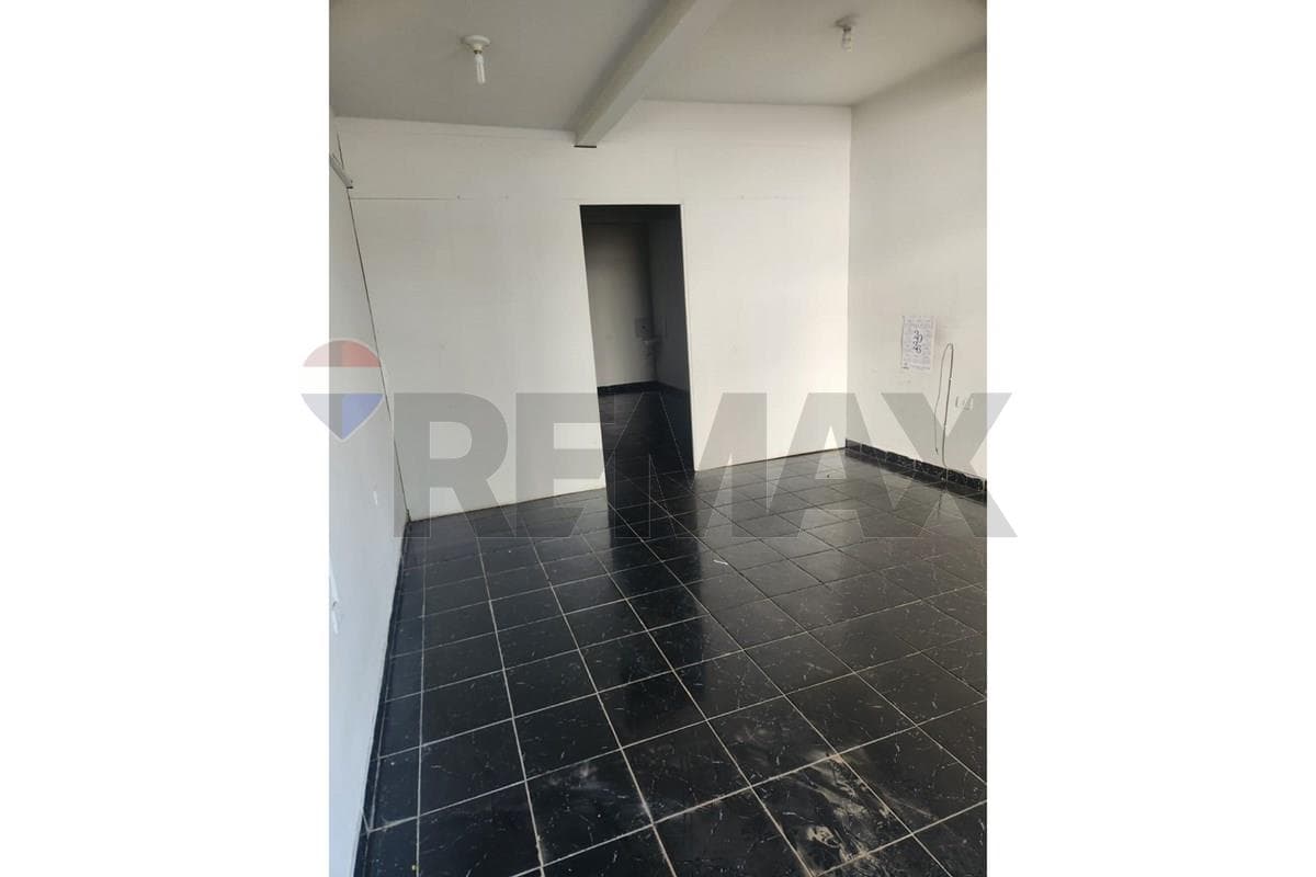 Salon comercial en Fernando de la Mora, foto 3
