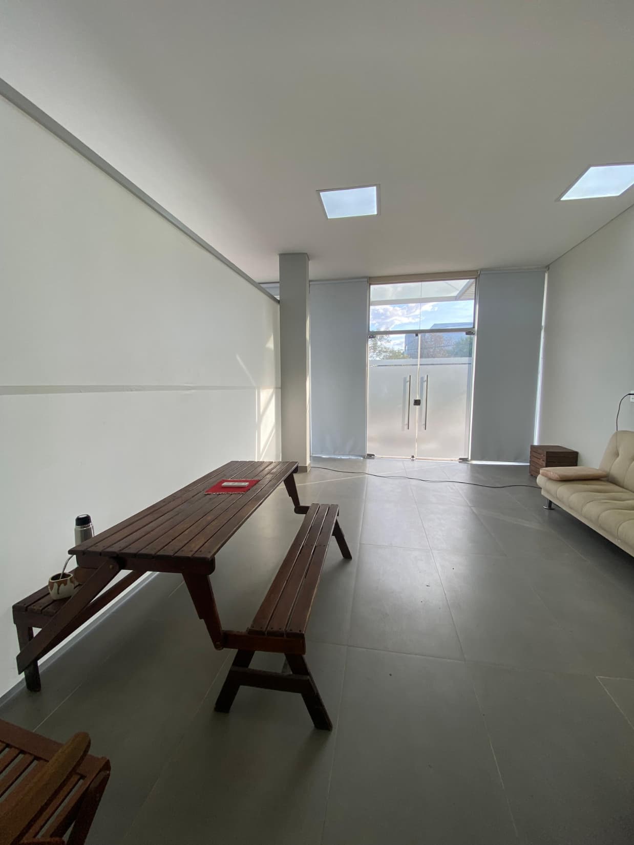 De showroom de 290 m² s/ avda silvio pettirossi – zona aepto y rakiura, foto 4
