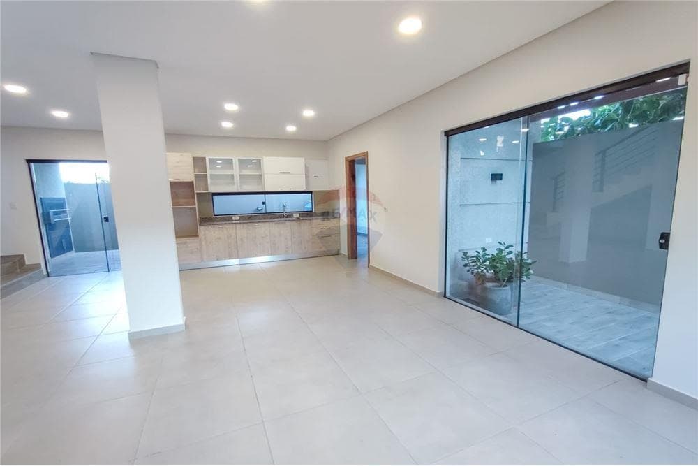 Duplex - Venta - Paraguay Central Villa Elisa, foto 3