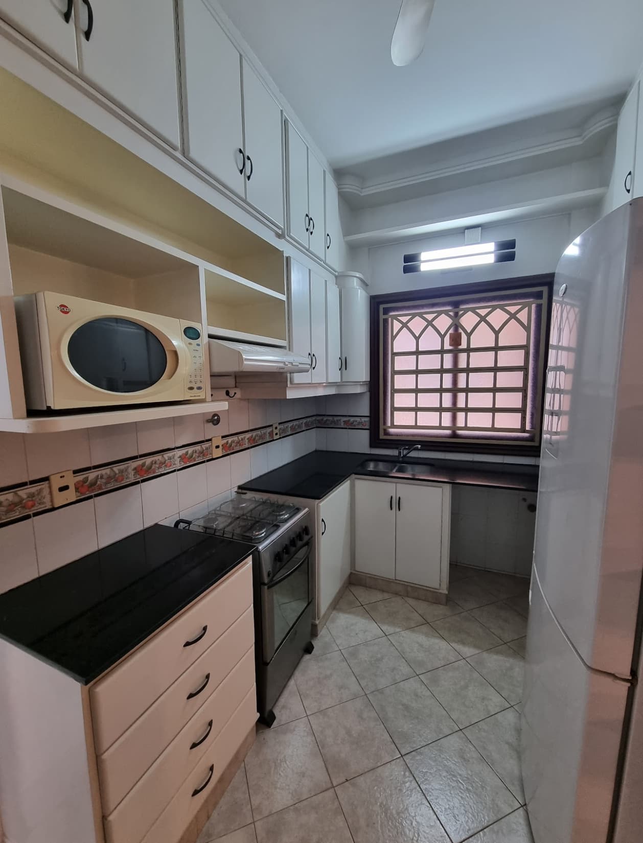 Duplex Amoblado Con Piscina en Bo.Ycua Sati, foto 4