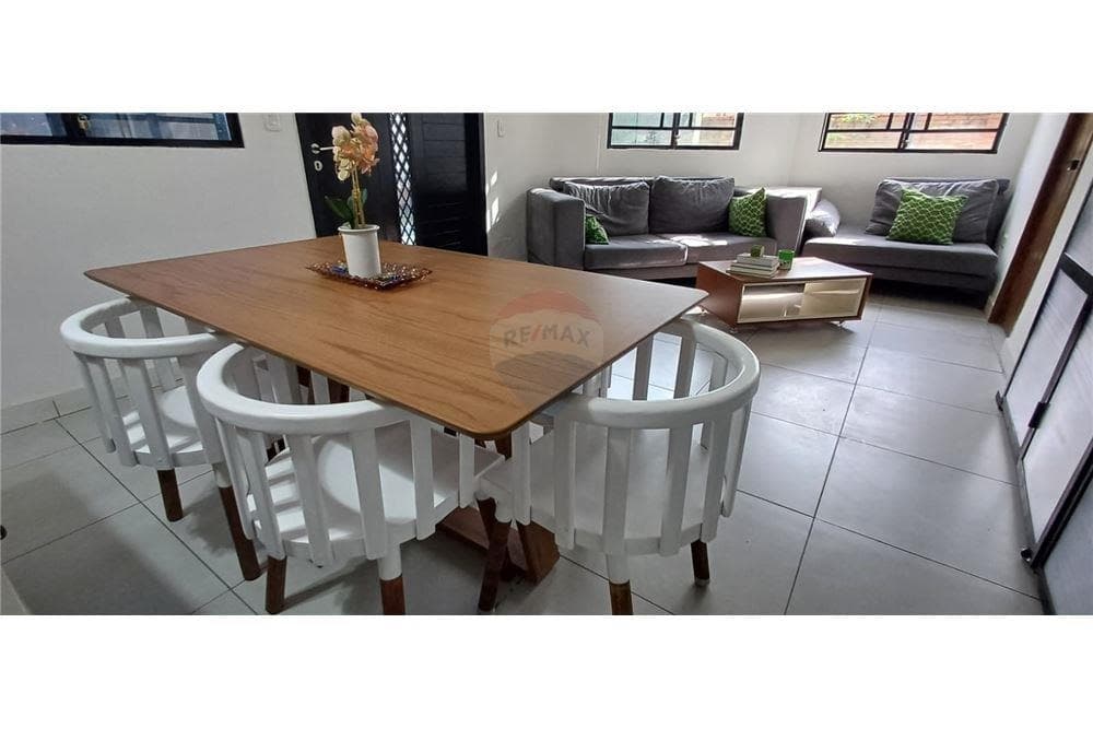 Residencia en Venta ubicado en la ciudad de Luque, foto 5