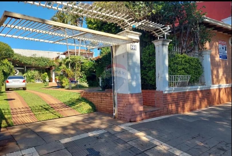 Casa - Venta - San Lorenzo, Central, Paraguay — foto 5