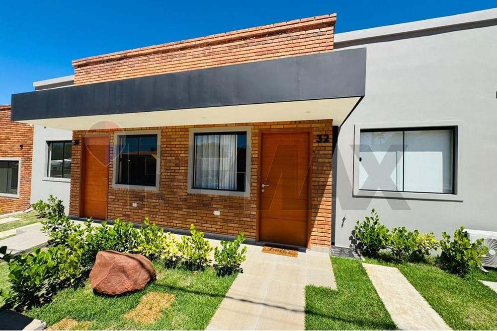 Casas a estrenar en barrio cerrado vitalia
