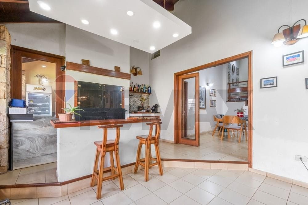 Residencia en Barrio Herrera, foto 5