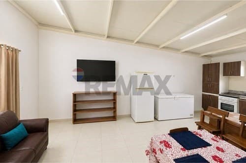 Casa en venta, Fernando de la Mora, foto 2