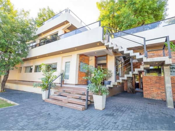 Imponente casa zona yacht y golf club, foto 1