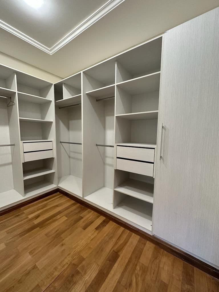 A buen precio. Casa de 4 dorm en Las Lomas — foto 5