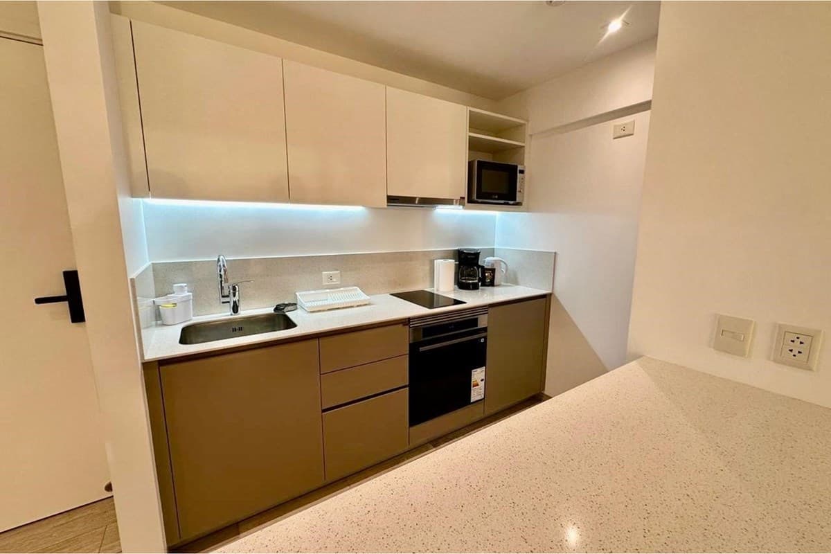 Departamento-Alquiler-Cesar López MoreiraLas Lomas (Carmelitas), Asunción, foto 4