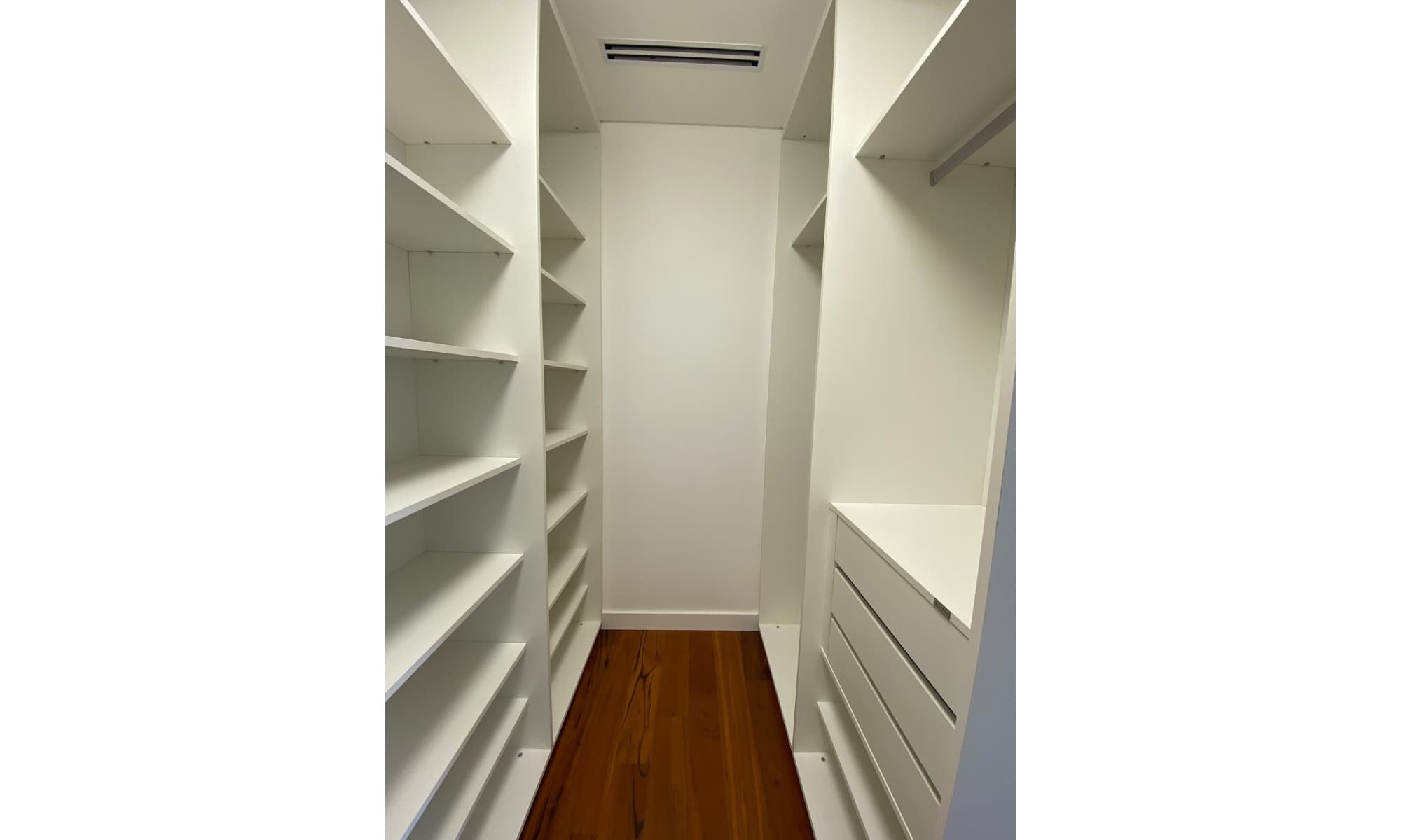 Departamento De 3 Dormitorios De Lujo En Alzara Plaza, foto 5