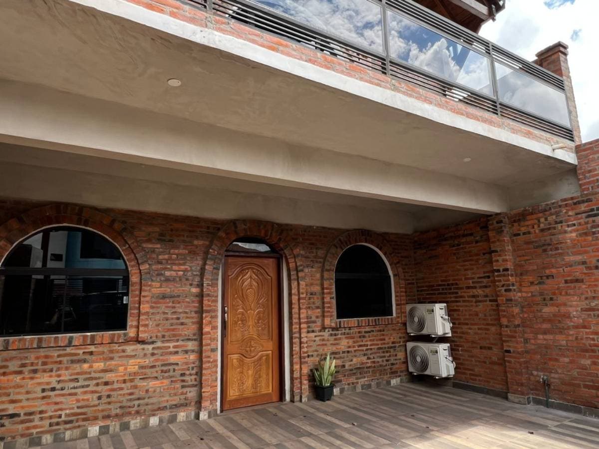 En venta – dúplex con piscina a estrenar – Fernando de la Mora zona norte, foto 3