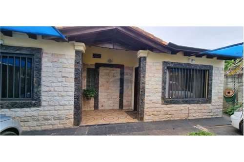 Casa-Venta-Rita Surroca de Benítez, Sagrada Familia, San Lorenzo, Central
