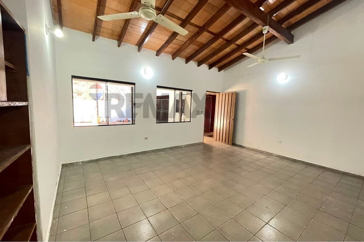 Salones comerciales - 1 cuadra de mcal. Lopez, foto 3