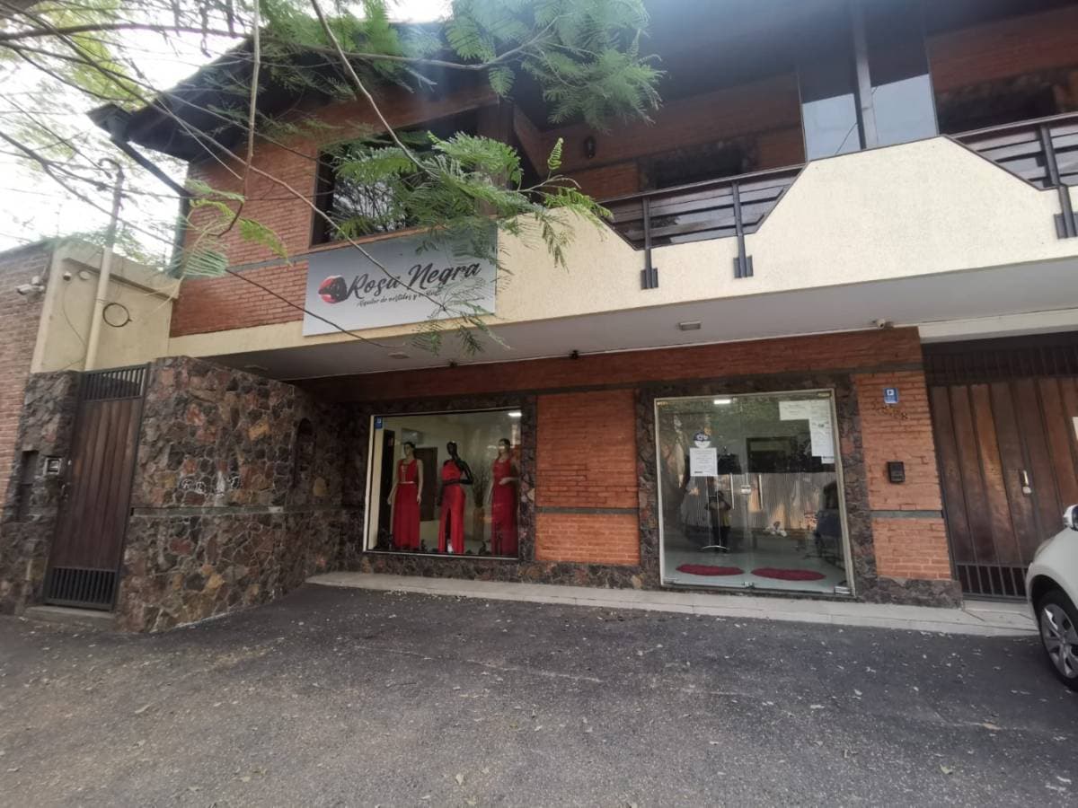 Local comercial sobre denis roa, foto 1