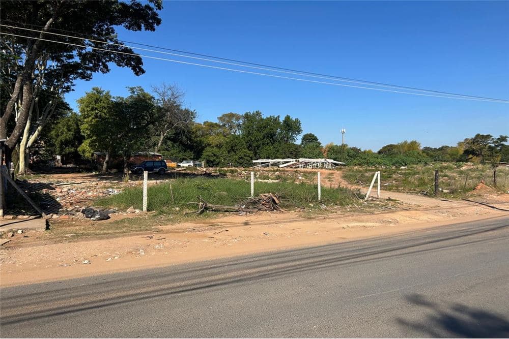 Terreno En Esquina Sobre Avda. Perón – Asunción, foto 4