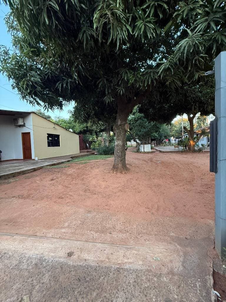 Terreno de 1.710 m² en Luque, foto 2