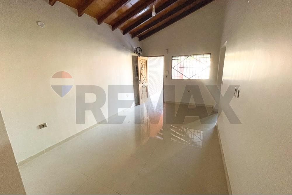 Casa - Venta - Villa Elisa, Paraguay, foto 5