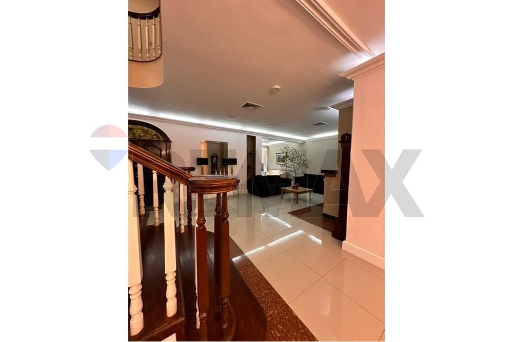 Casa en alquiler - Carmelitas, foto 2