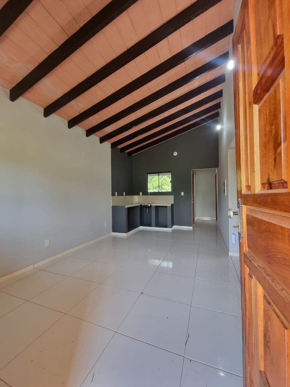 Vm/ vendo hermosa casa en Capiatá barrio álamo — foto 5